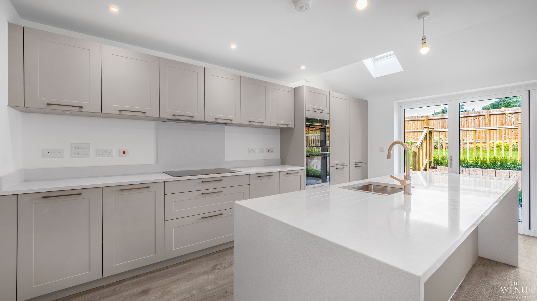 5 bed detached house for sale in Orchard Close, Ketton, PE9 3FQ 3
