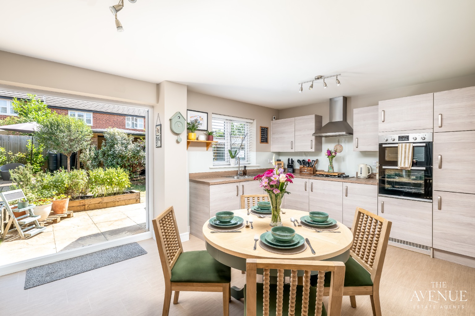 4 bed detached house for sale in Crab Apple Drive, Higham Ferrers, NN10 8FG - Property Image 2