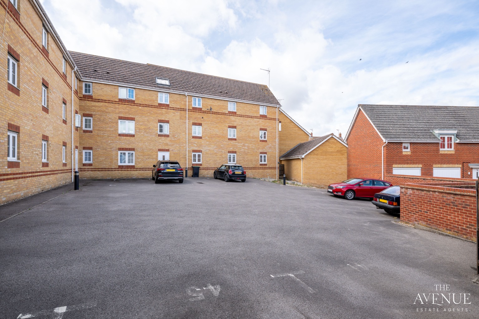 2 bed flat for sale in Regency Court, Rushden, NN10 6EY 22