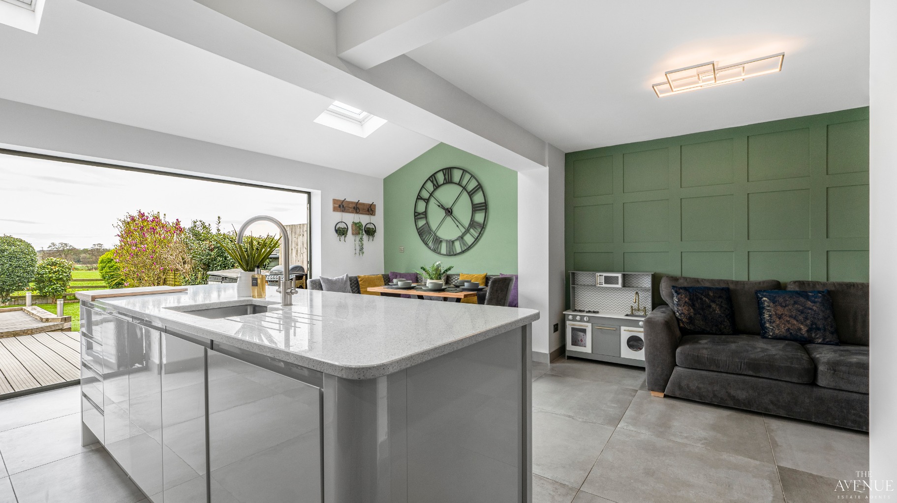 4 bed detached house for sale in Gainsborough Drive, Mile Oak, Tamworth, B78  - Property Image 13
