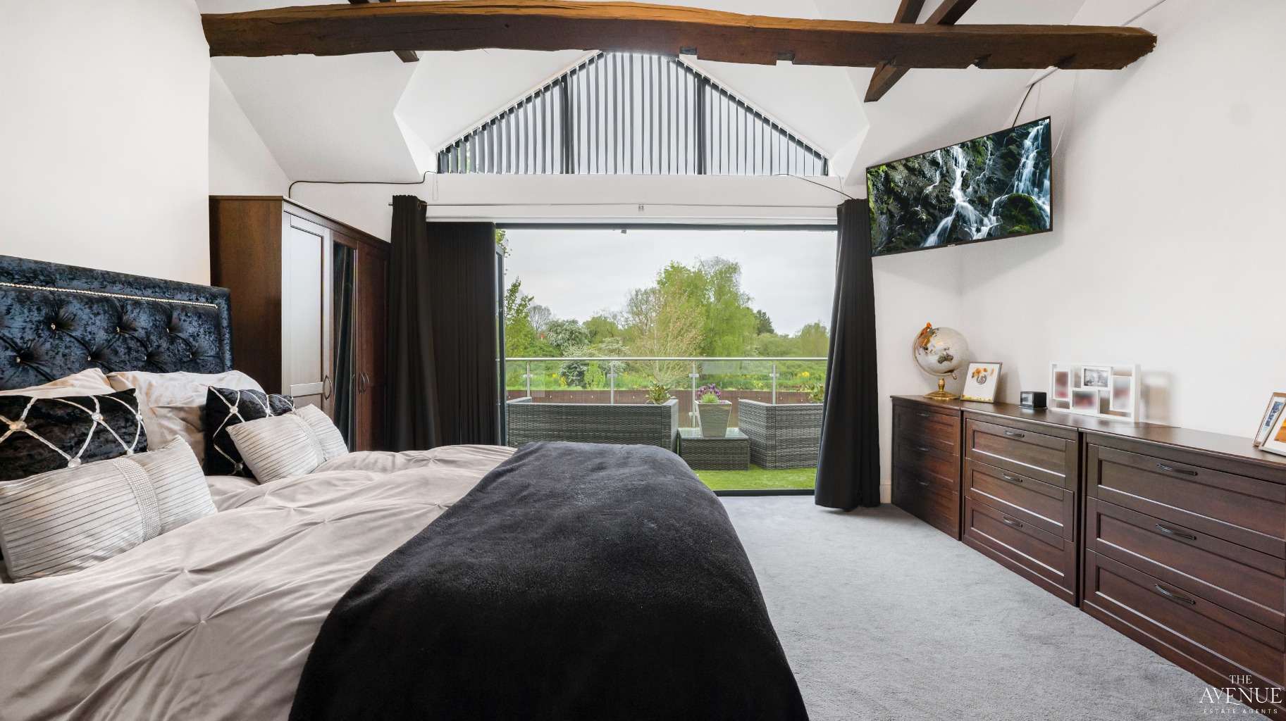 5 bed cottage for sale in Exclusive Riverside Cottage, Coventry Road, Kingsbury, B78 27