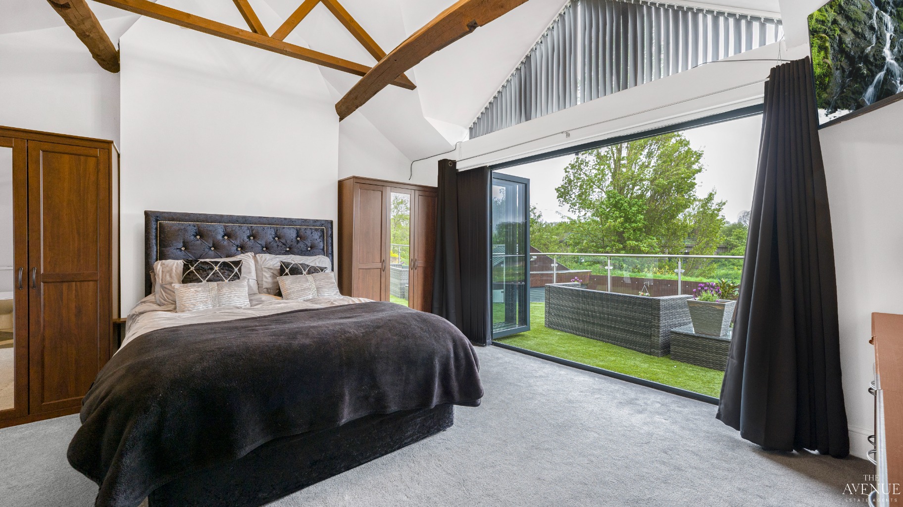 5 bed cottage for sale in Exclusive Riverside Cottage, Coventry Road, Kingsbury, B78 24