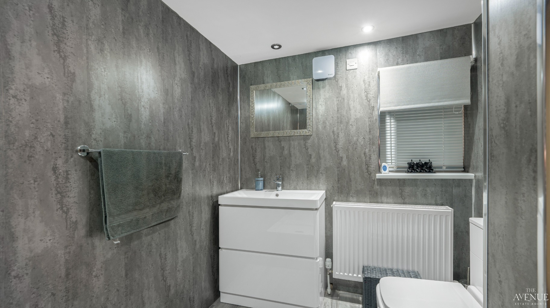 5 bed cottage for sale in Exclusive Riverside Cottage, Coventry Road, Kingsbury, B78 43