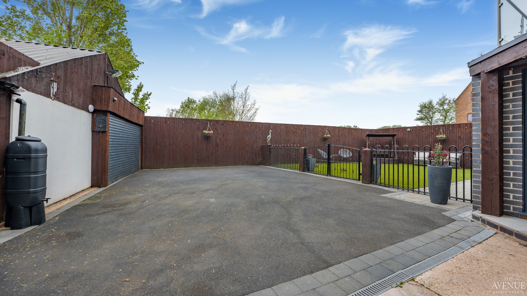 5 bed cottage for sale in Exclusive Riverside Cottage, Coventry Road, Kingsbury, B78 - Property Image 46