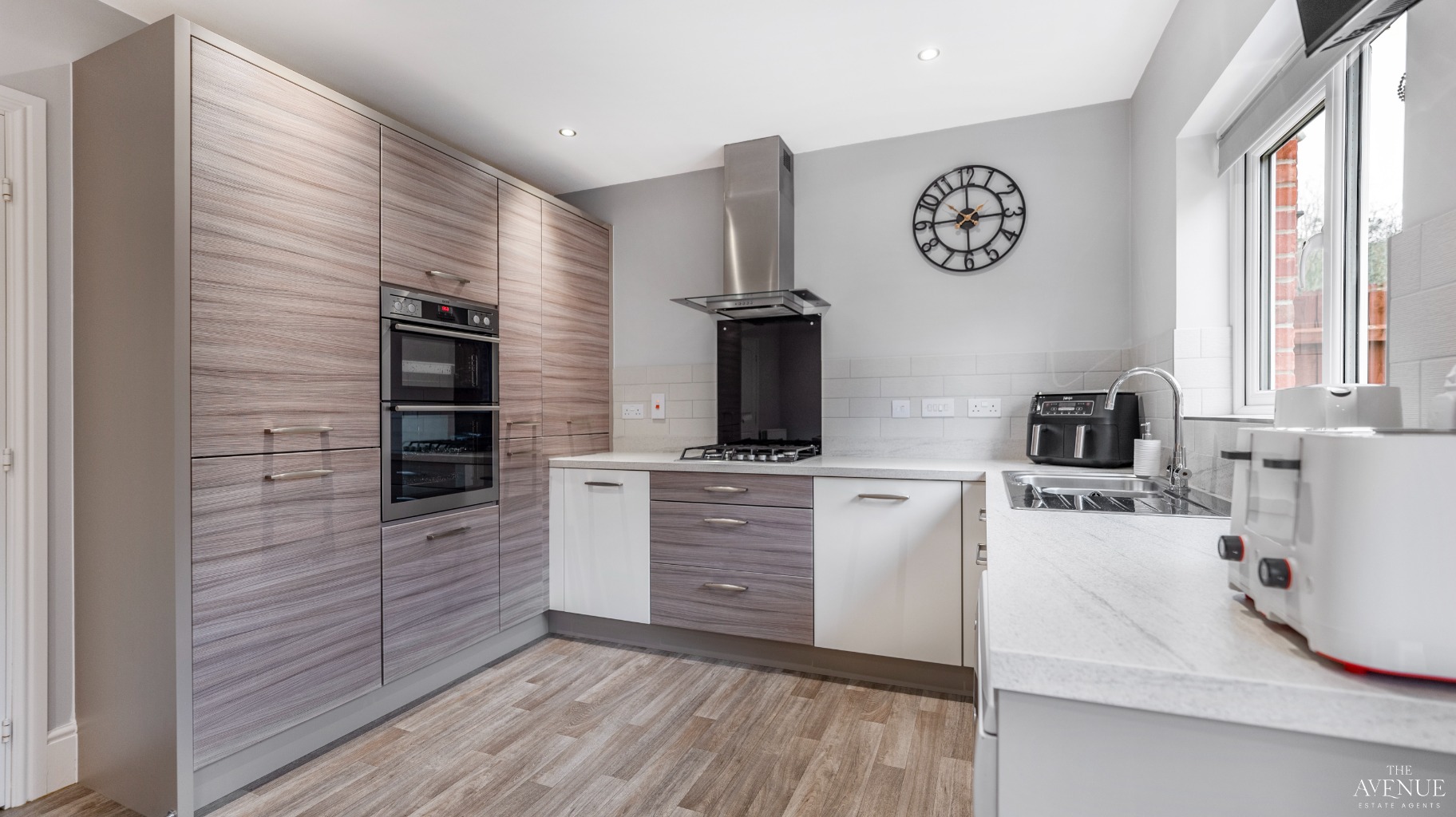 4 bed detached house for sale in Wensleydale, Wilnecote, B77  - Property Image 4