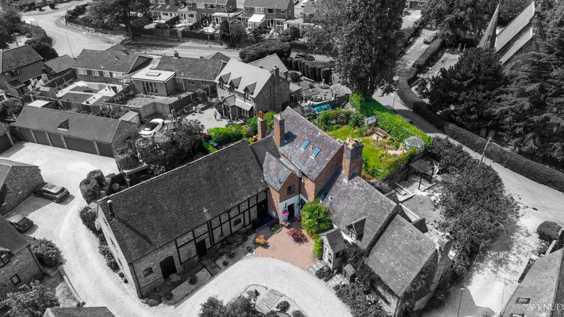 5 bed farm house for sale in Church Farm Mews, Dosthill, Tamworth, Staffordshire, B77  - Property Image 33