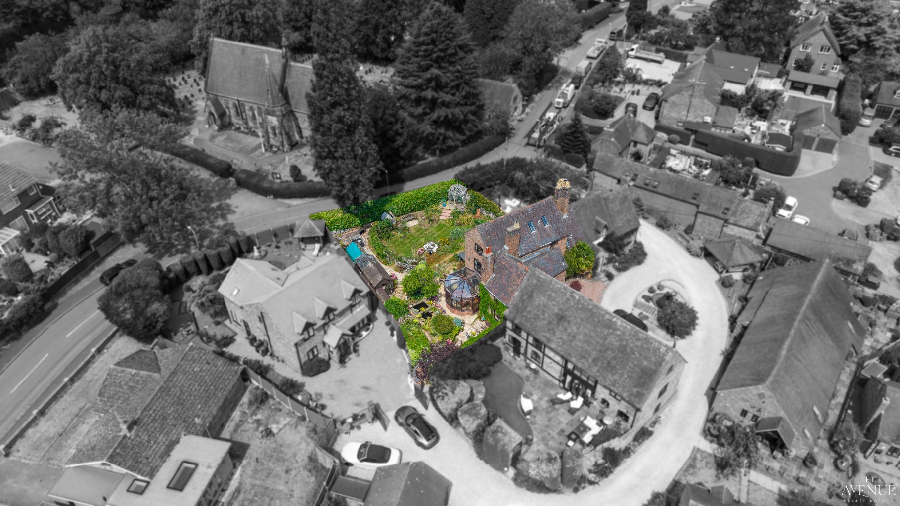 5 bed farm house for sale in Church Farm Mews, Dosthill, Tamworth, Staffordshire, B77 30