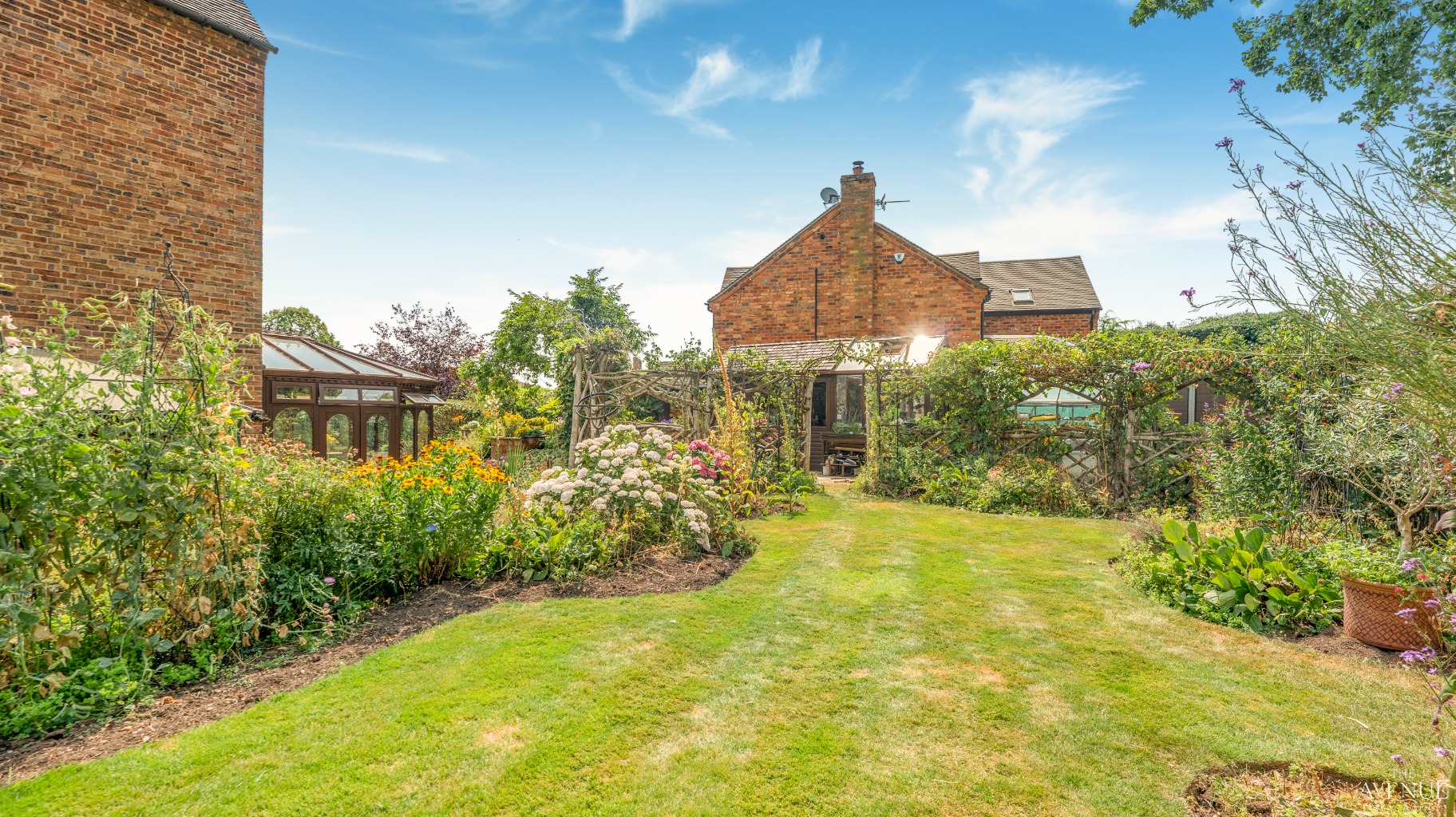5 bed farm house for sale in Church Farm Mews, Dosthill, Tamworth, Staffordshire, B77  - Property Image 36