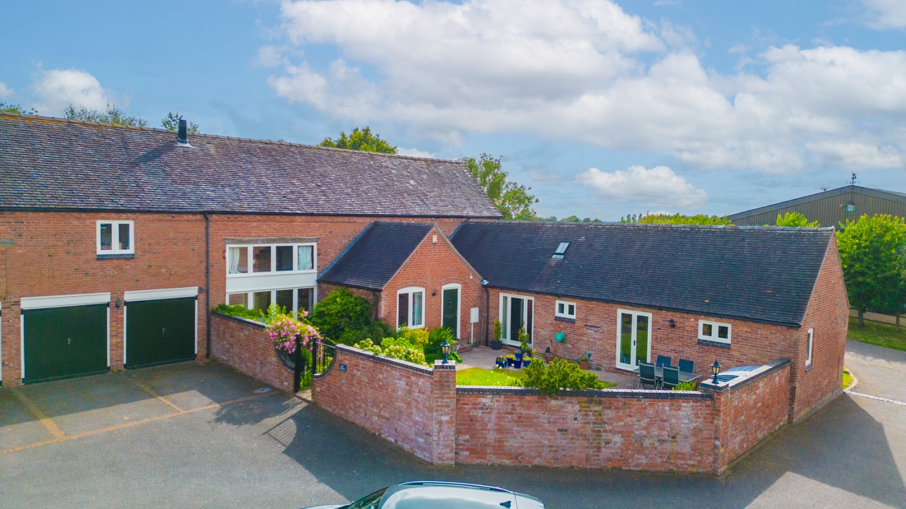 4 bed barn conversion for sale in Farm Town Lane, Coleorton, Coalville, Leicestershire, LE67 3