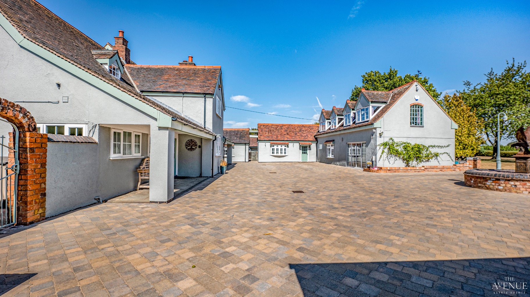 8 bed detached house for sale in The Angel, Coventry, Warwickshire, CV7 31