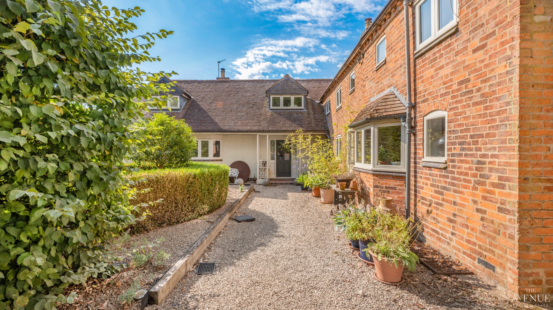 5 bed detached house for sale in The Crofts, Ormes Lane, Ratcliffe Culey, Atherstone, Leicestershire, CV9 3PB  - Property Image 10