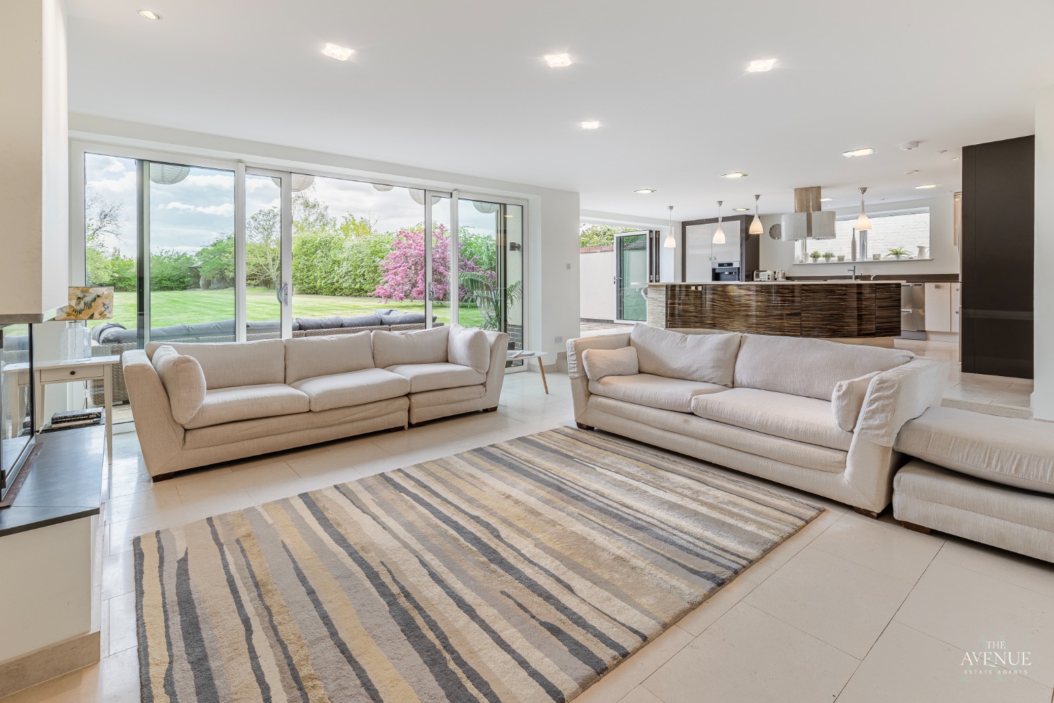 4 bed detached house for sale in Mill Road, Over, Cambridge 3