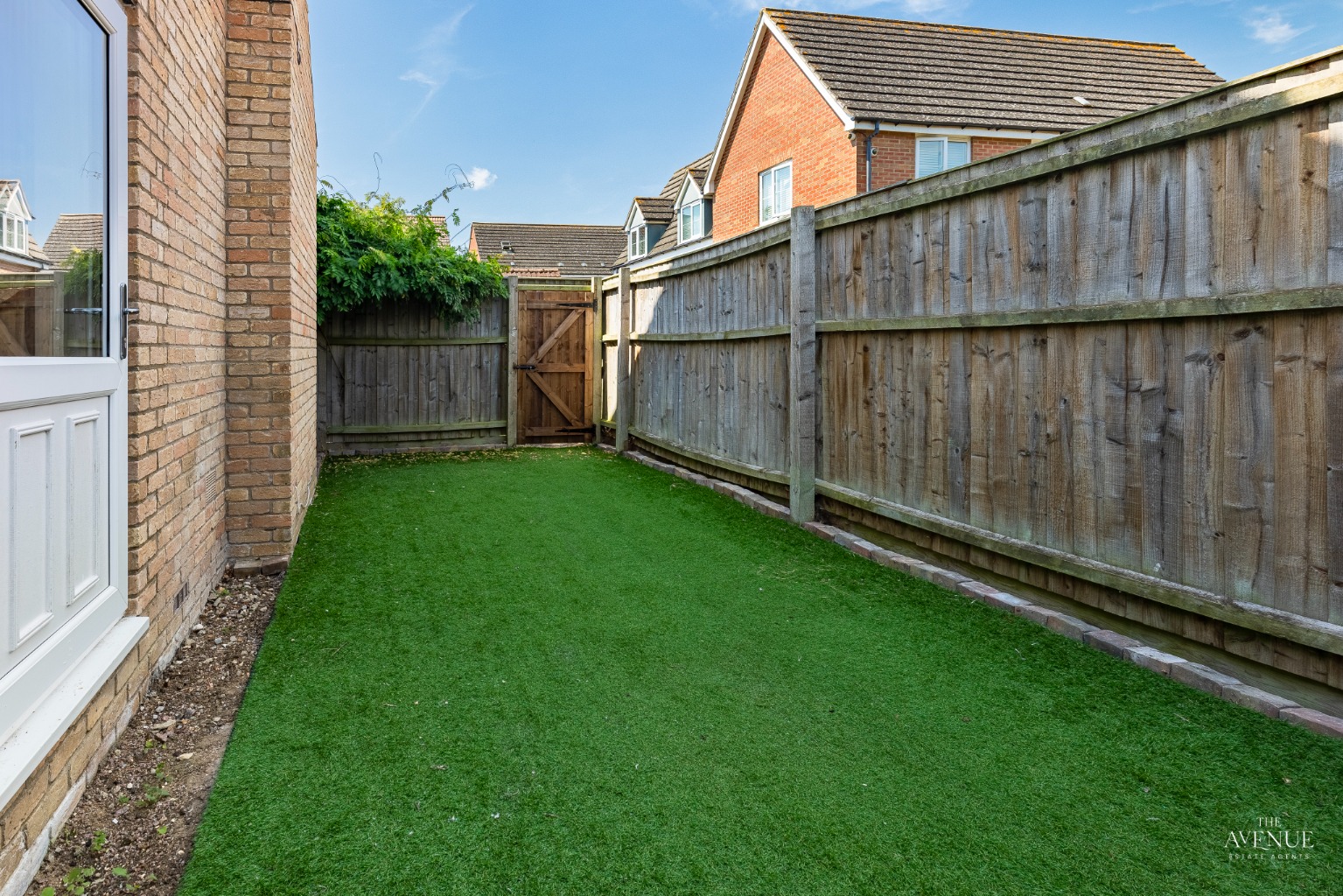 5 bed detached house for sale in Collingwood Drive, Longstanton, Cambridgeshire  - Property Image 39