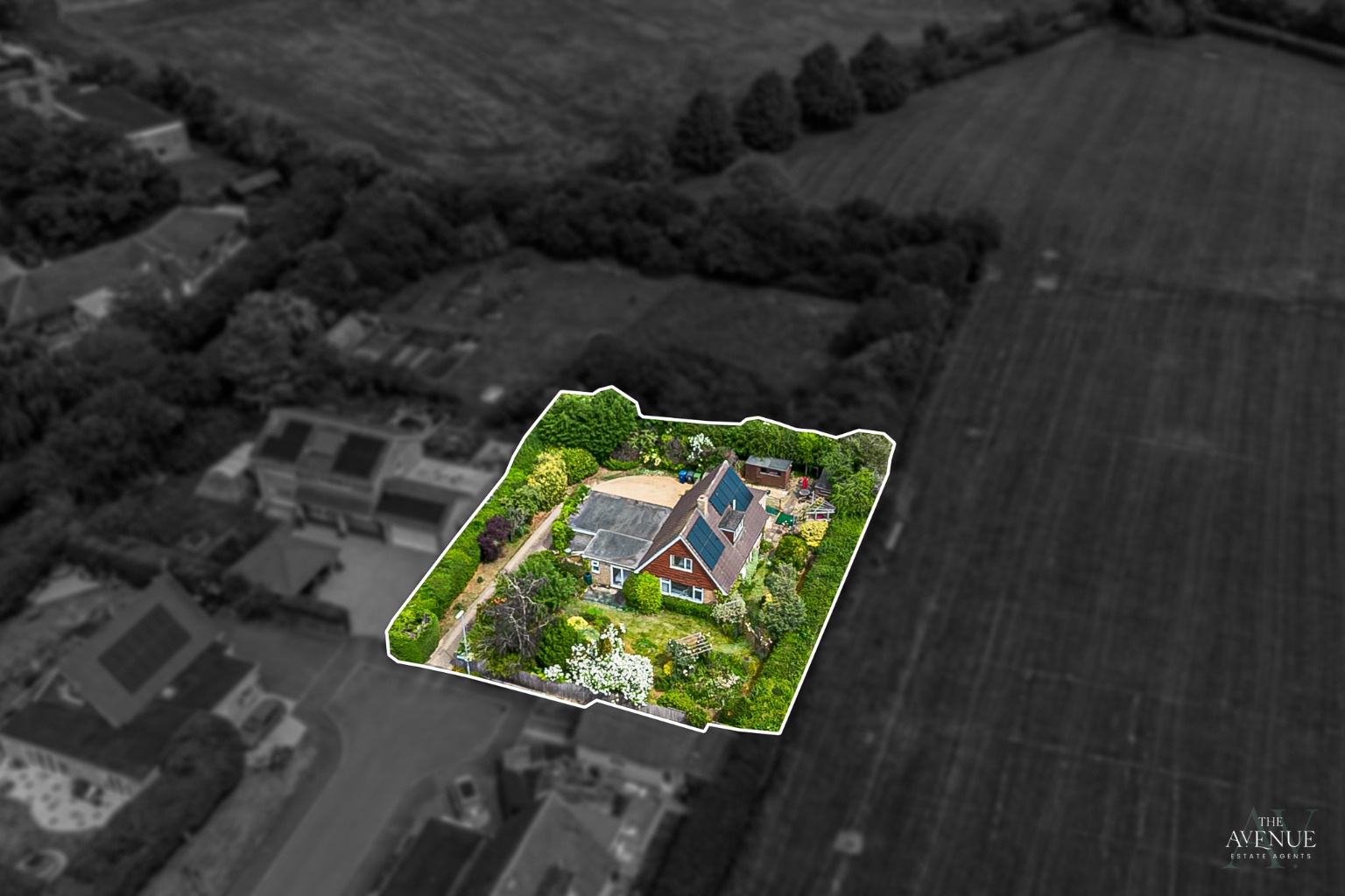 4 bed detached house for sale in Greenside Close, Swavesey, Cambridge  - Property Image 2