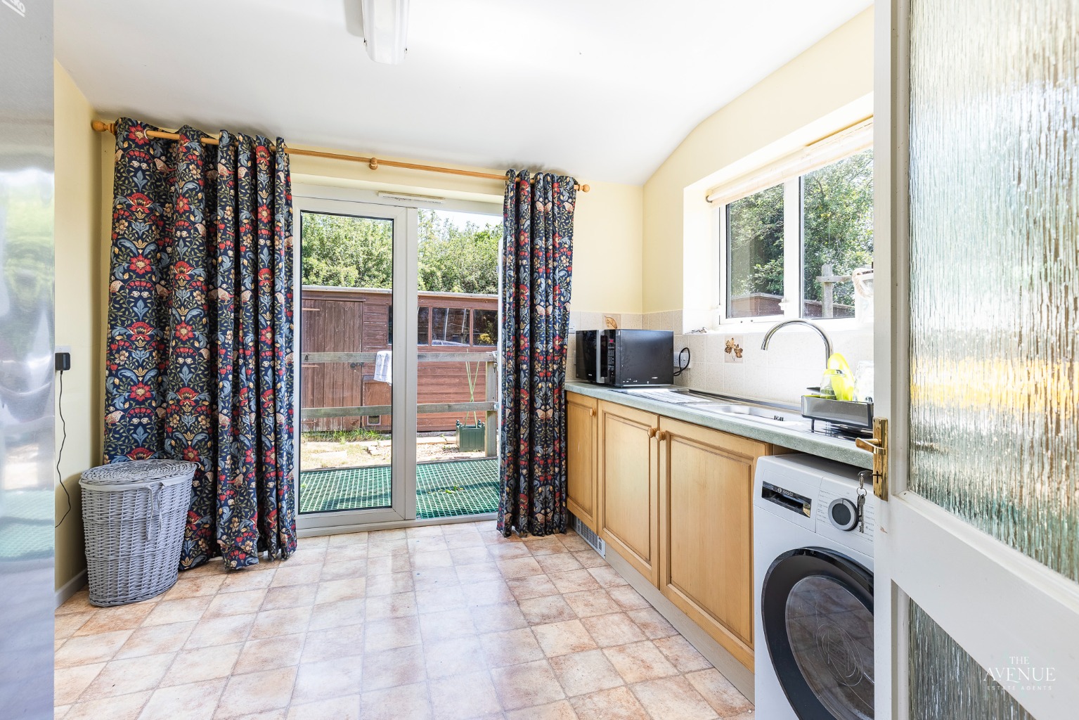 4 bed detached house for sale in Greenside Close, Swavesey, Cambridge 10