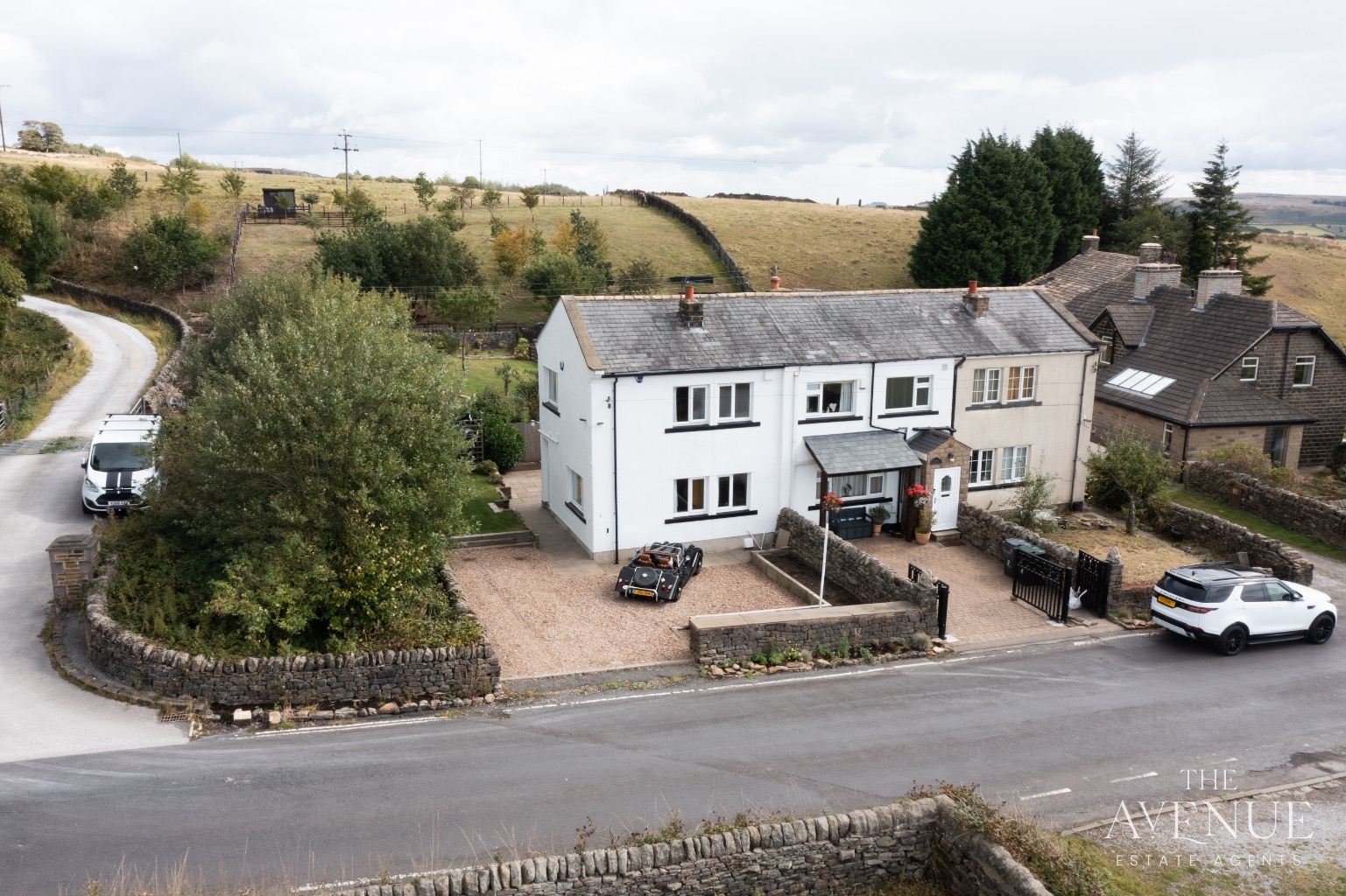 3 bed semi-detached house for sale in Heights Lane, Eldwick, Bingley, West Yorkshire, BD16  - Property Image 1