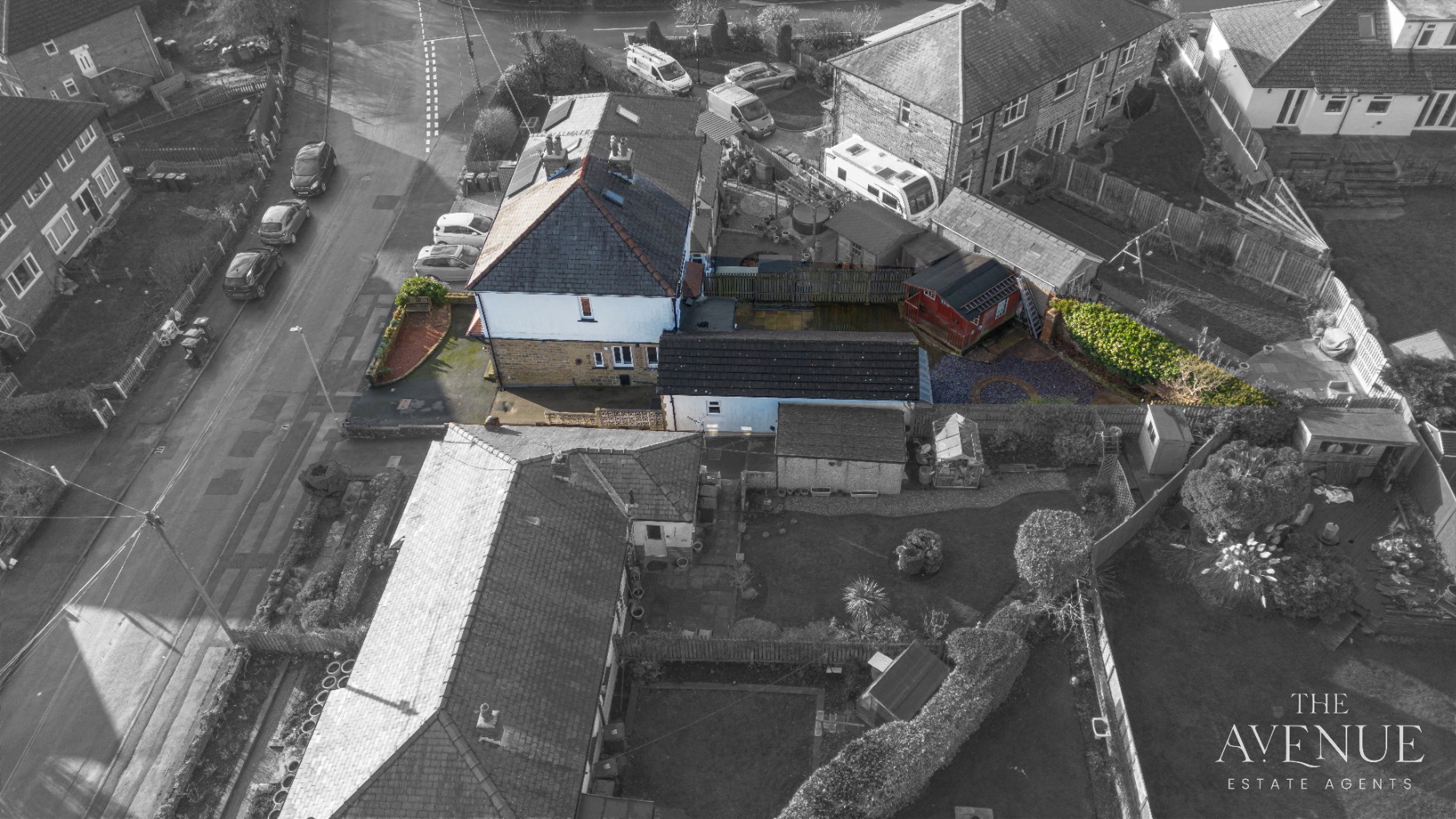 4 bed semi-detached house for sale in Brantcliffe Drive, Baildon, West Yorkshire.  - Property Image 2