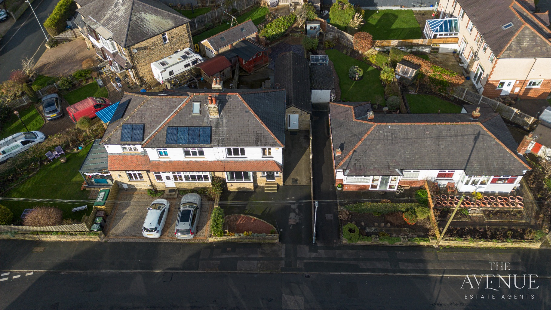 4 bed semi-detached house for sale in Brantcliffe Drive, Baildon, West Yorkshire. 43