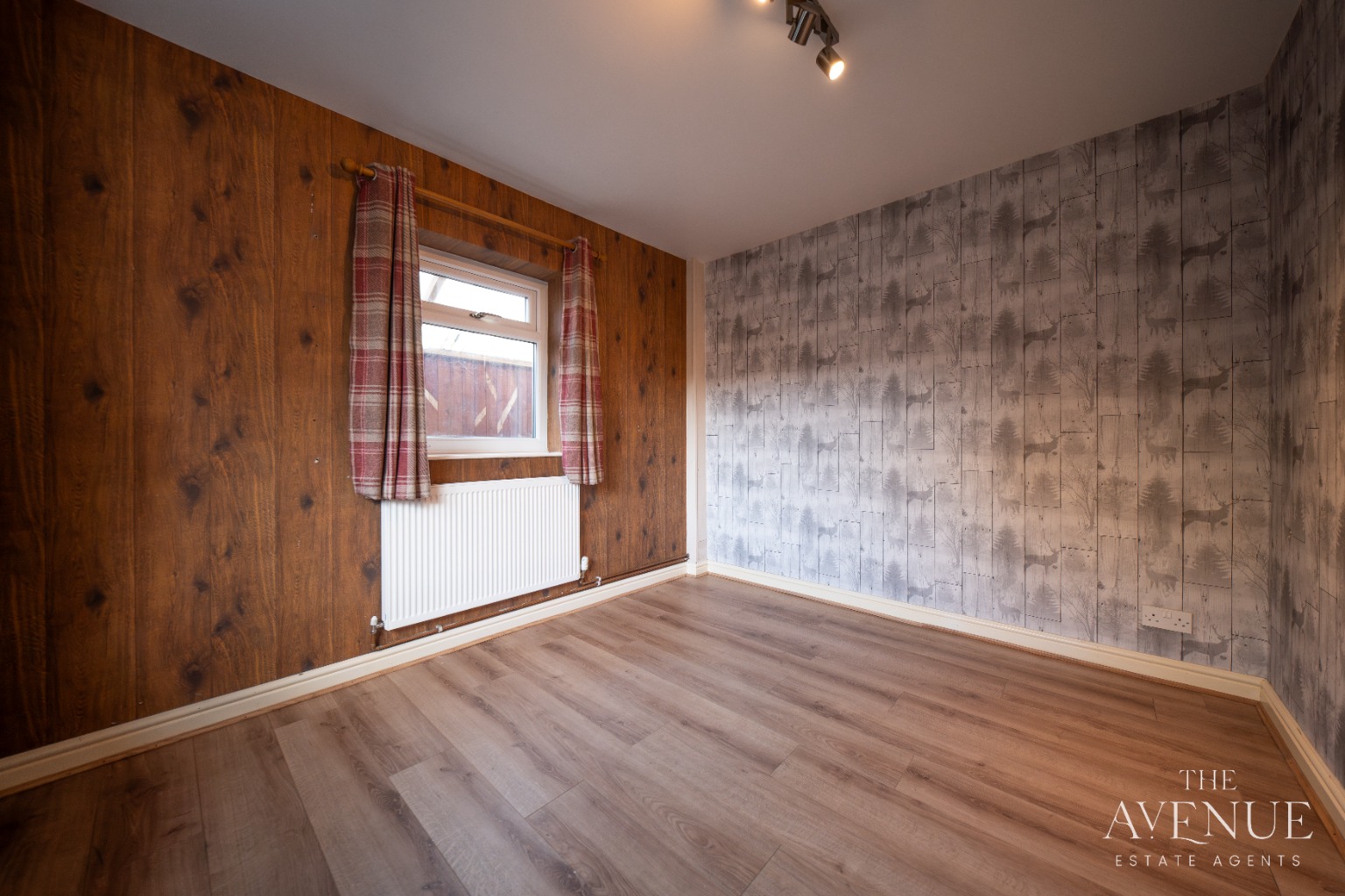 4 bed semi-detached house for sale in Brantcliffe Drive, Baildon, West Yorkshire. 19