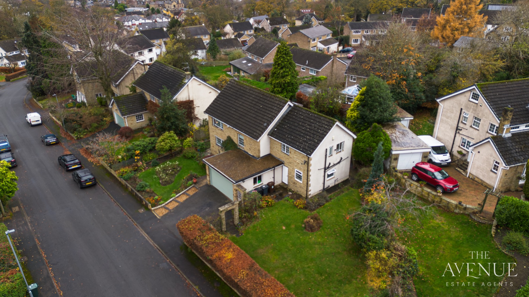 5 bed detached house for sale in Woodvale Crescent, Bingley, West Yorkshire, BD16  - Property Image 51