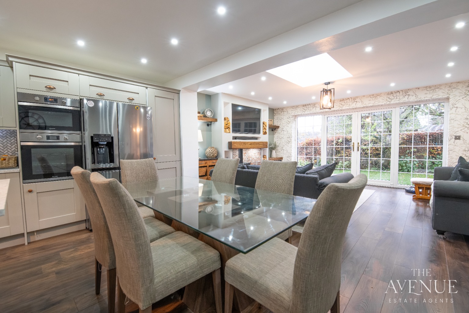 5 bed detached house for sale in Woodvale Crescent, Bingley, West Yorkshire, BD16 9