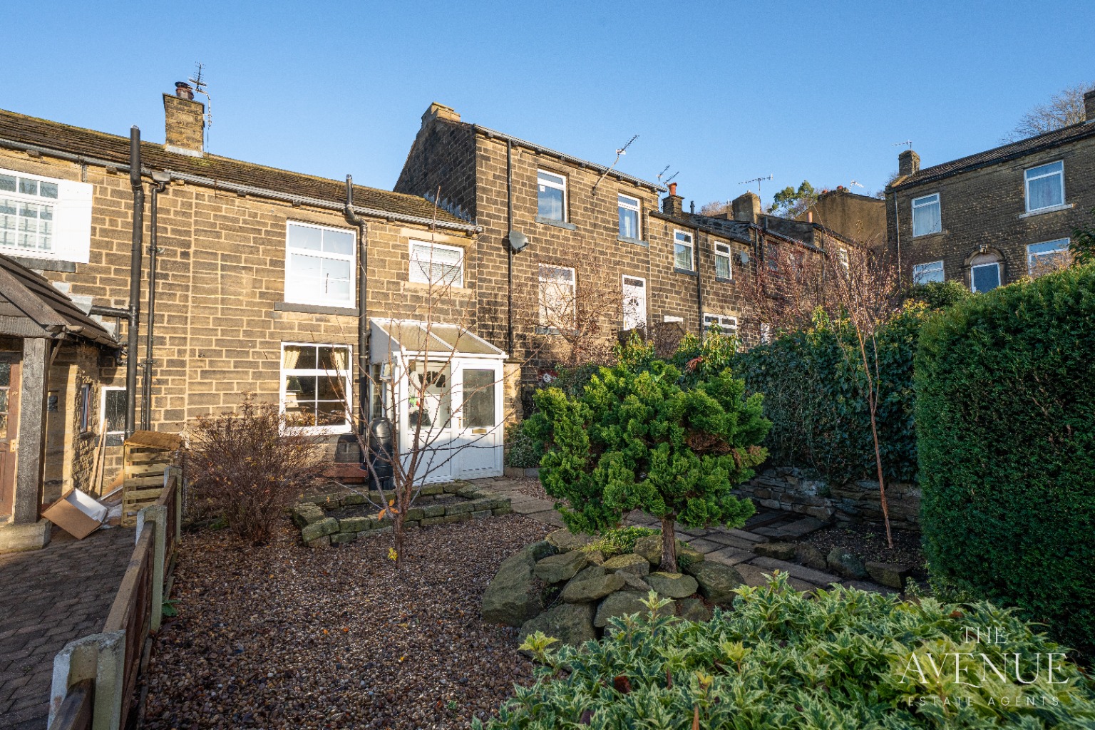 2 bed terraced house for sale in Bingley, West Yorkshire, BD16  - Property Image 32
