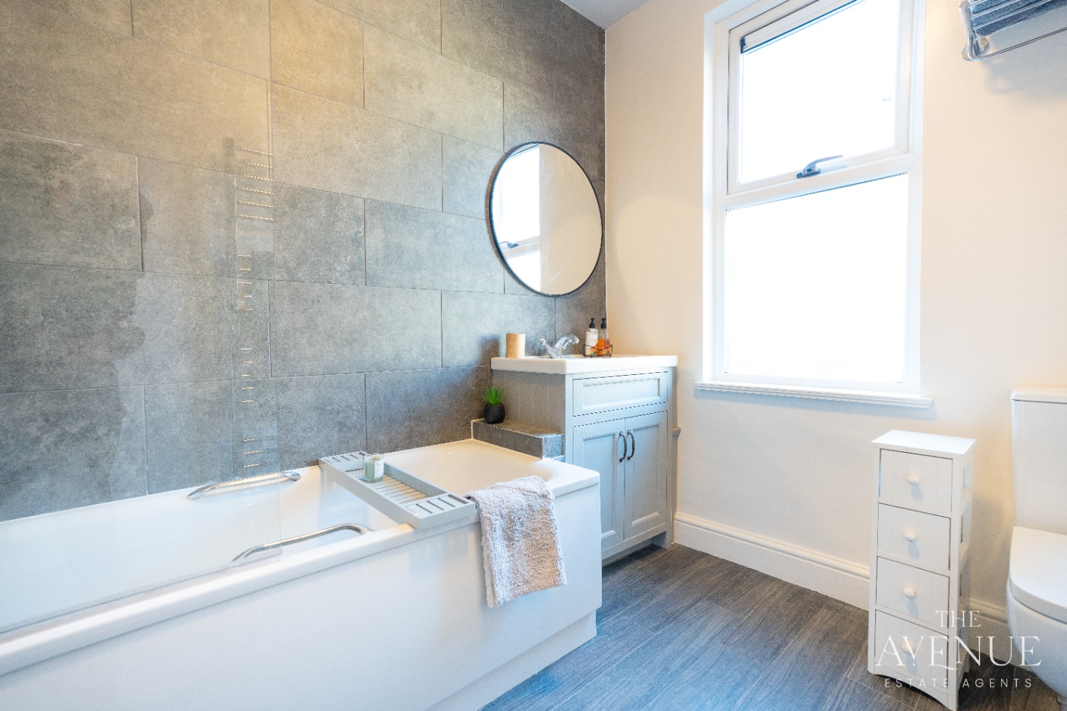 2 bed terraced house for sale in Vicarage Place, Leeds, West Yorkshire, LS5  - Property Image 16