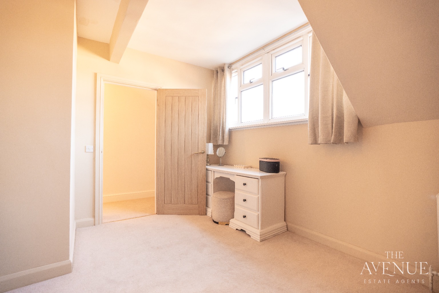 2 bed terraced house for sale in Vicarage Place, Leeds, West Yorkshire, LS5  - Property Image 23