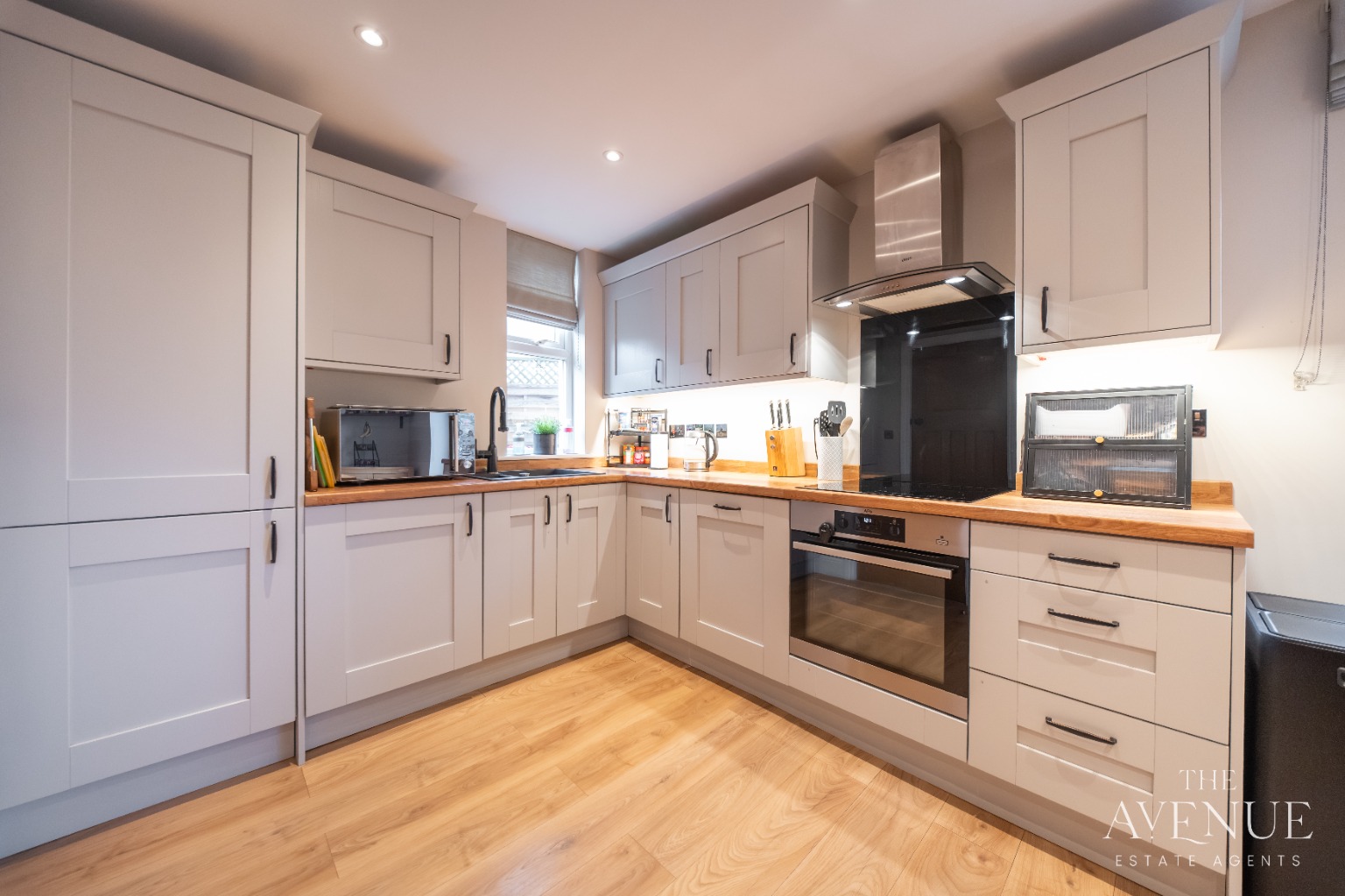 3 bed semi-detached house for sale in 2 Willowfield Crescent, Bradford, West Yorkshire, BD2 1LJ 7
