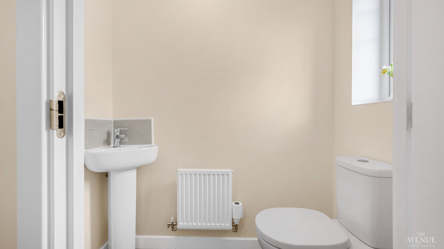 3 bed end of terrace house for sale in Norton Canes, Cannock, Staffordshire, WS11  - Property Image 14
