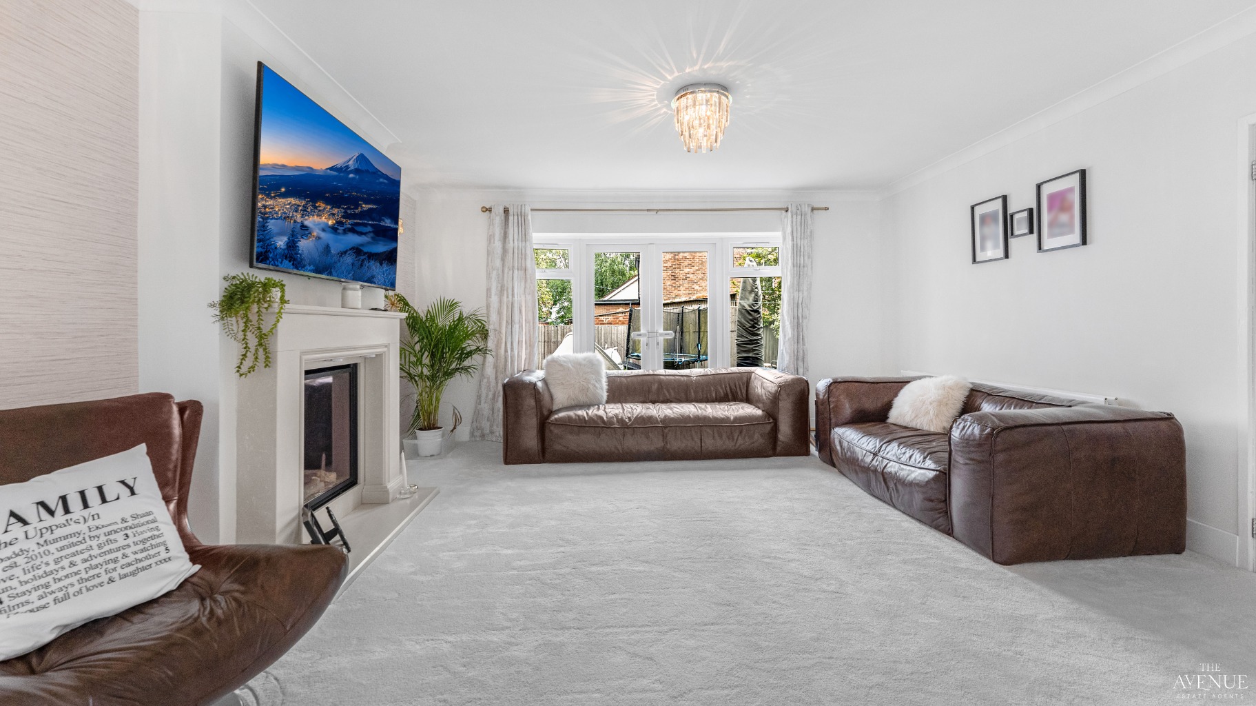 4 bed detached house for sale in Tettenhall Wood, Wolverhampton, West Midlands, WV6  - Property Image 4