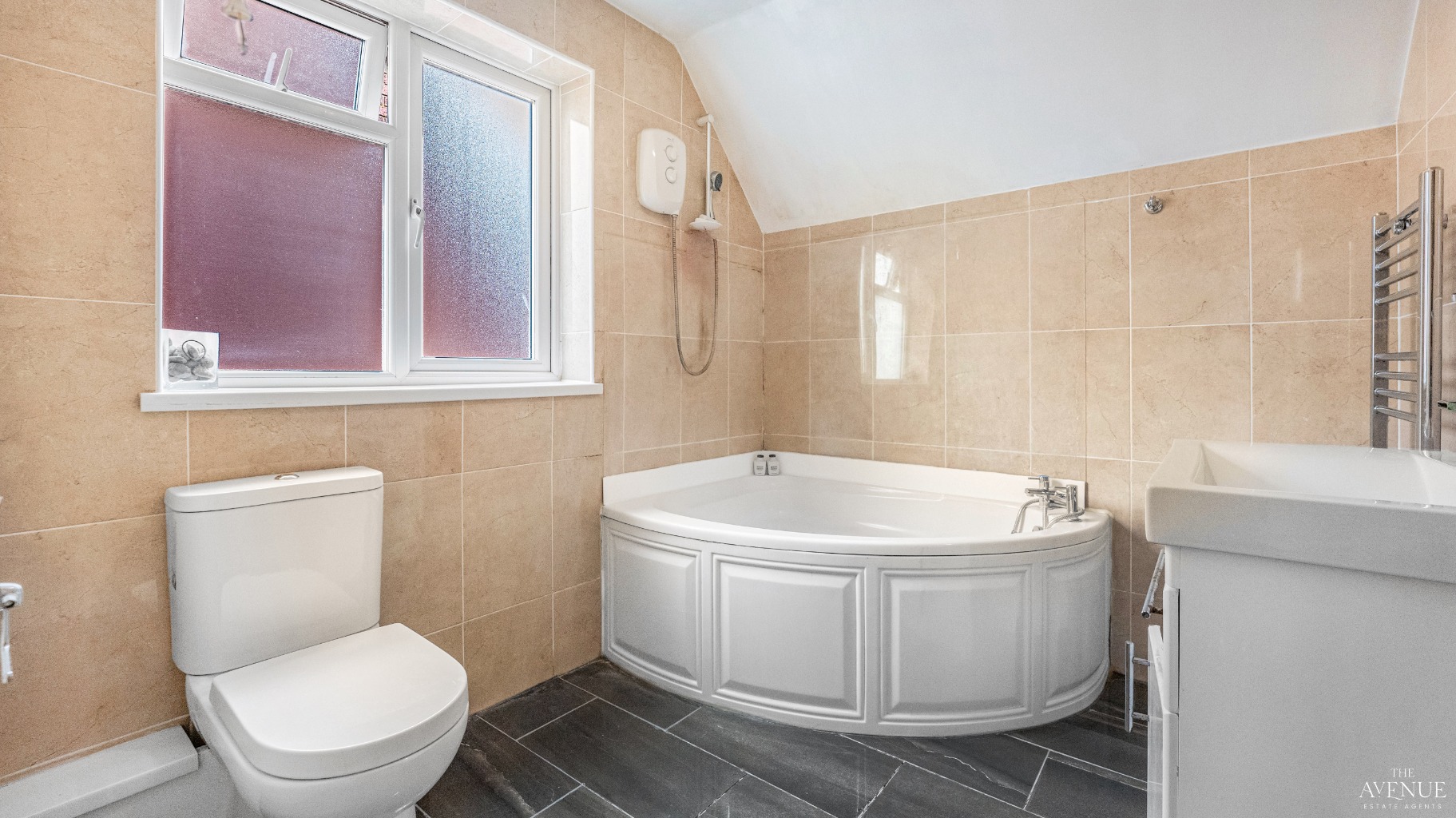 4 bed detached house for sale in Tettenhall Wood, Wolverhampton, West Midlands, WV6  - Property Image 26