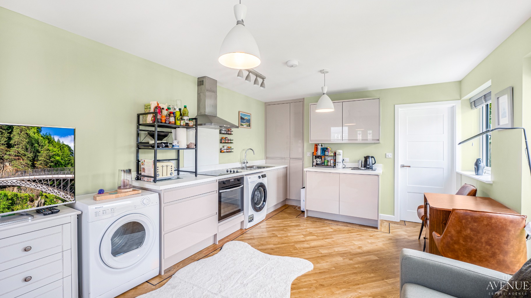 4 bed semi-detached house for sale in Princes Drive, Codsall, Wolverhampton, Staffordshire, WV8 - Property Image 31