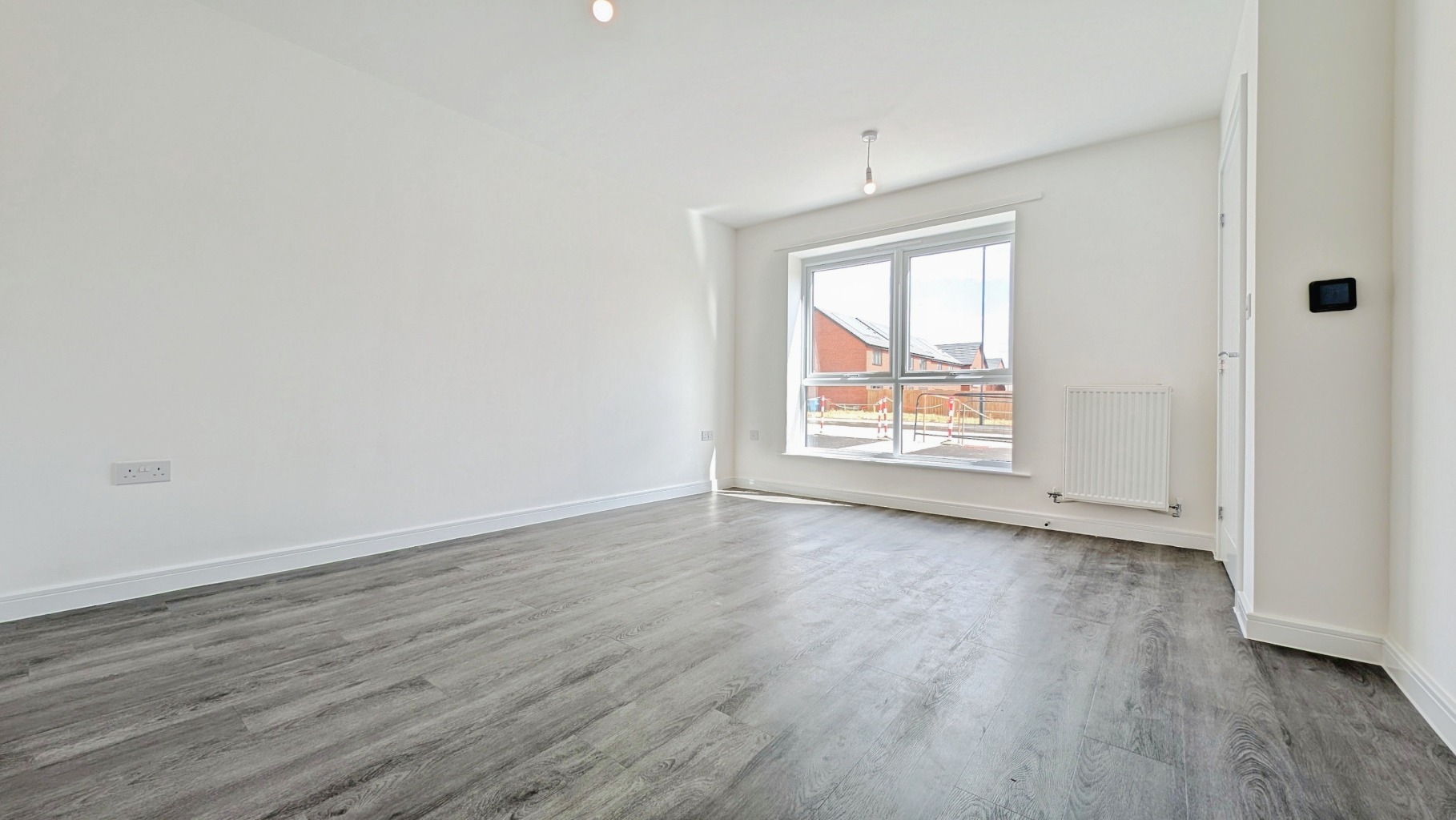 3 bed semi-detached house to rent in Yealm Close, Chellaston, Derby, Derbyshire, DE73 6BR 4
