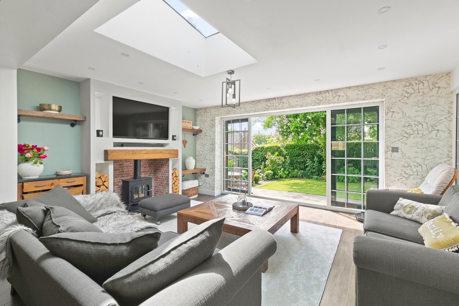 5 bed detached house for sale in Woodvale Crescent, Bingley, West Yorkshire, BD16 8
