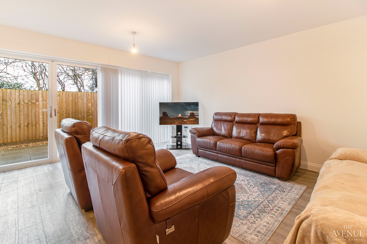 5 bed detached house to rent in Brooklands Close, Walsall Wood, WS9 9AZ 8