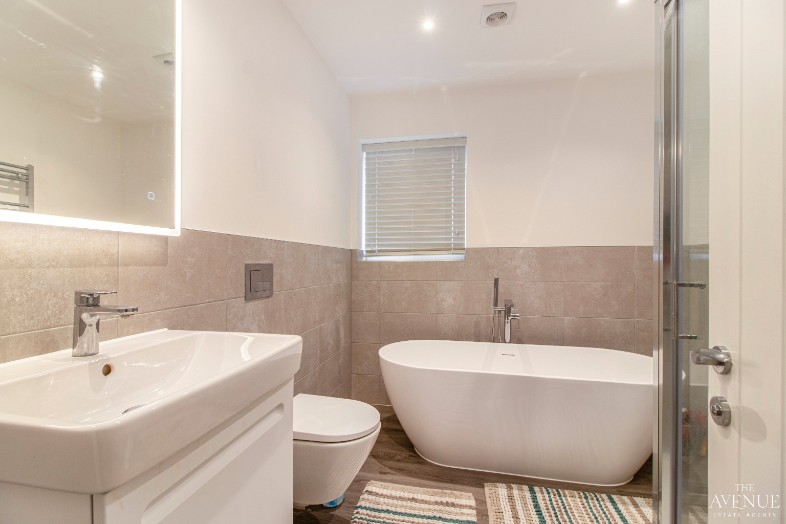 5 bed detached house to rent in Brooklands Close, Walsall Wood, WS9 9AZ 23