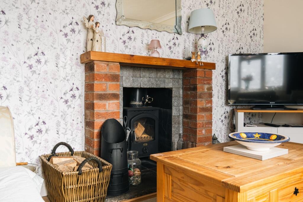 3 bed semi-detached house for sale in Goodacre Road, Ullesthorpe, Lutterworth, Leicestershire, LE17 1