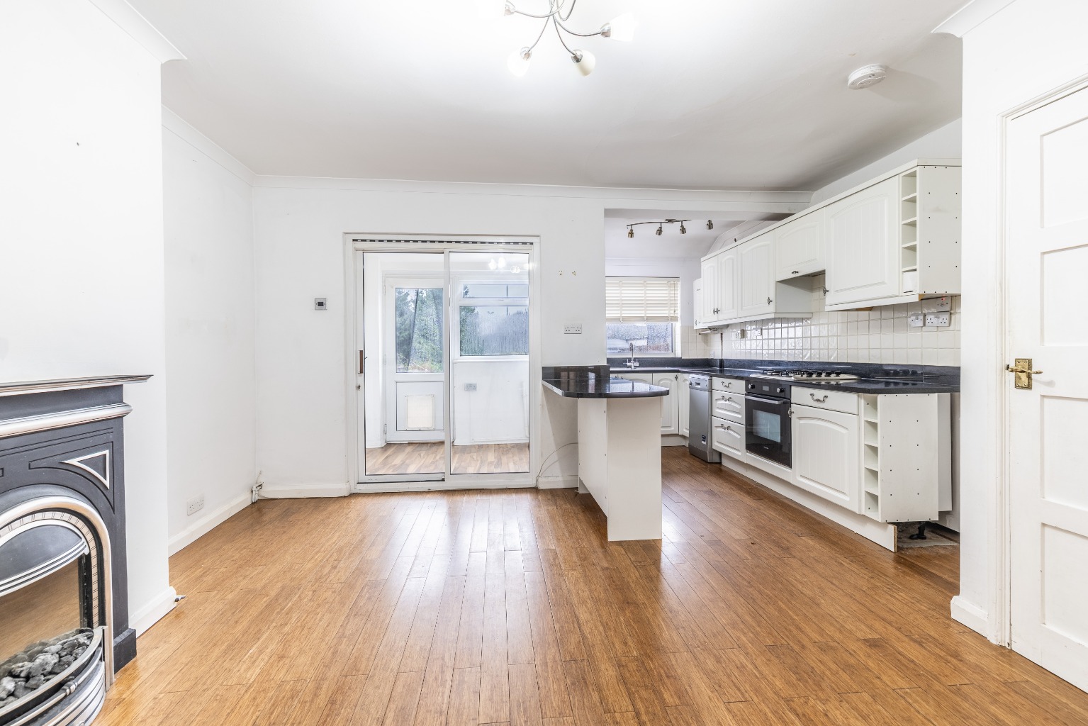 3 bed terraced house to rent in Perry Common Road, Birmingham, B23 7AT 1
