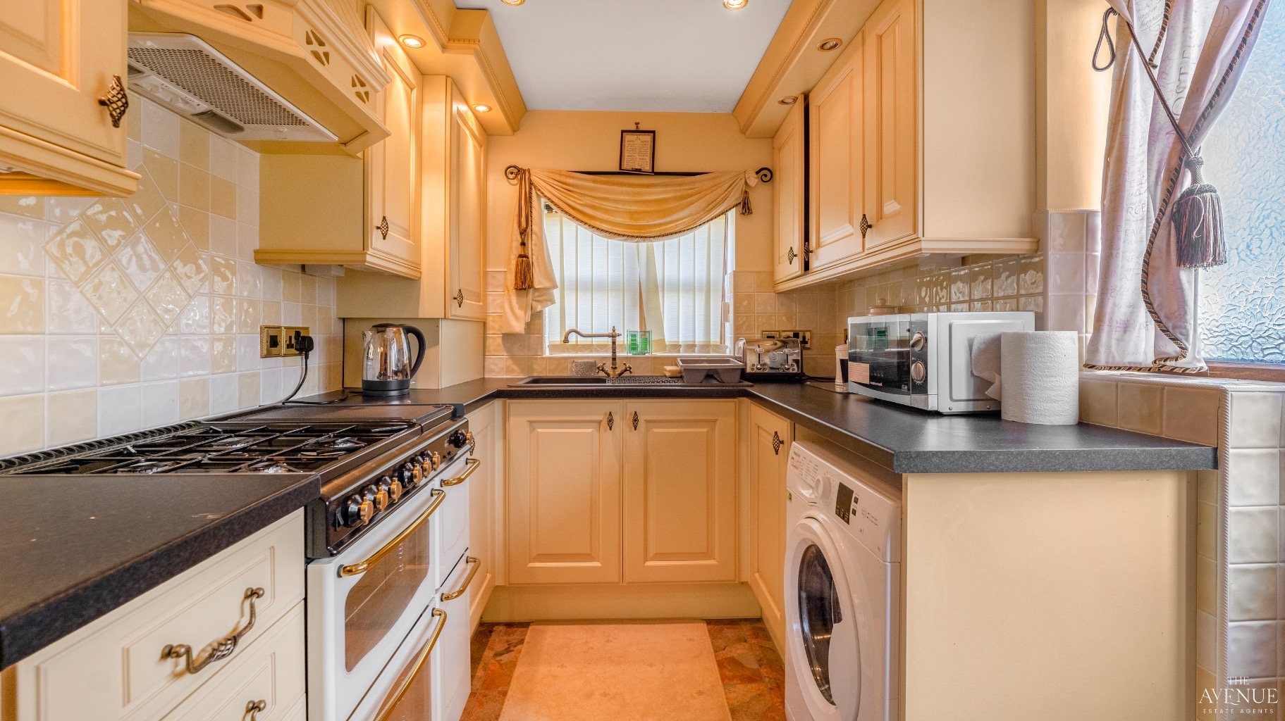 9 bed detached house for sale in 116 & 118 Aldridge Road, Little Aston 27