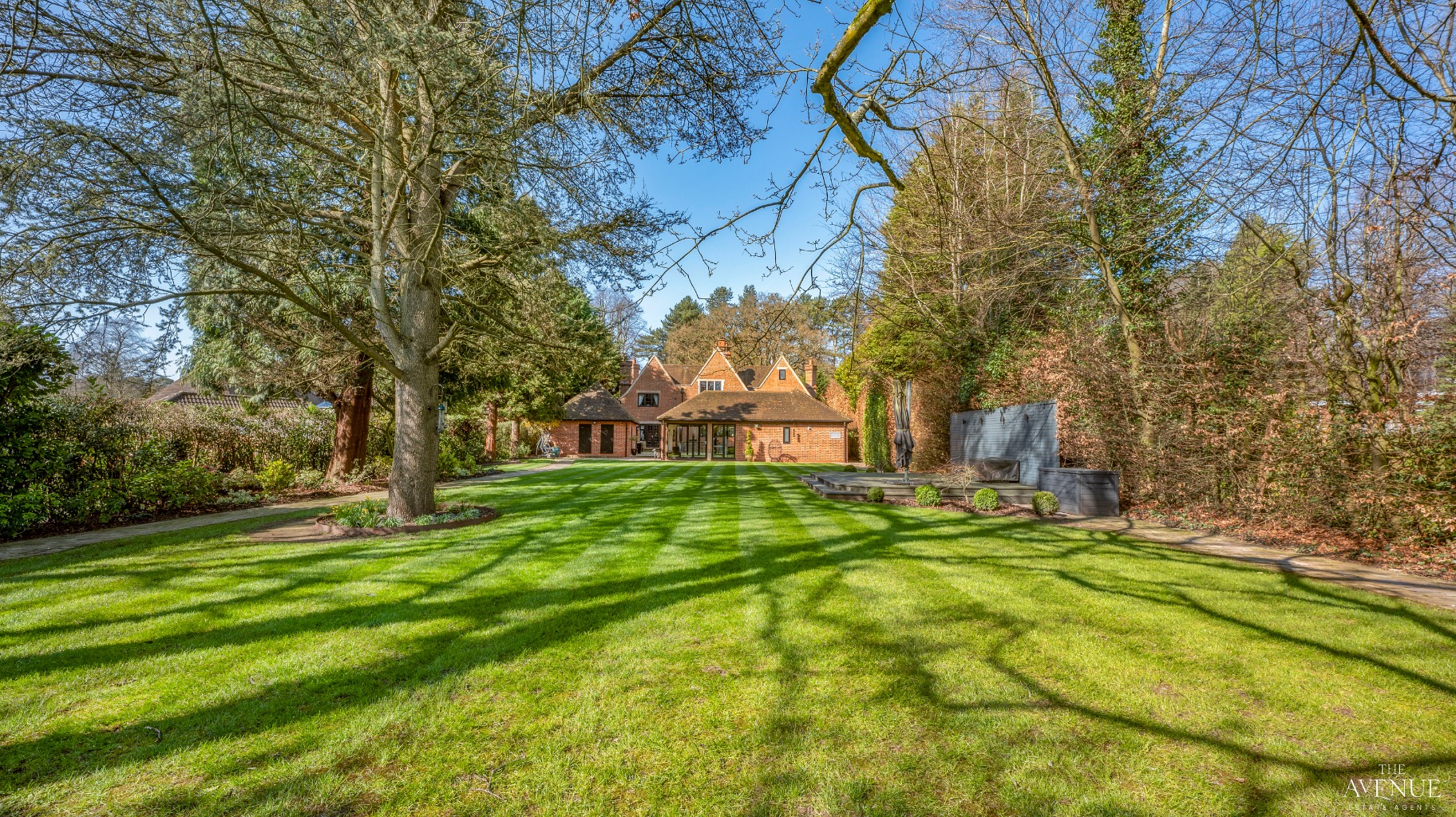 6 bed detached house for sale in Ladywood Road, Sutton Coldfield, B74 57