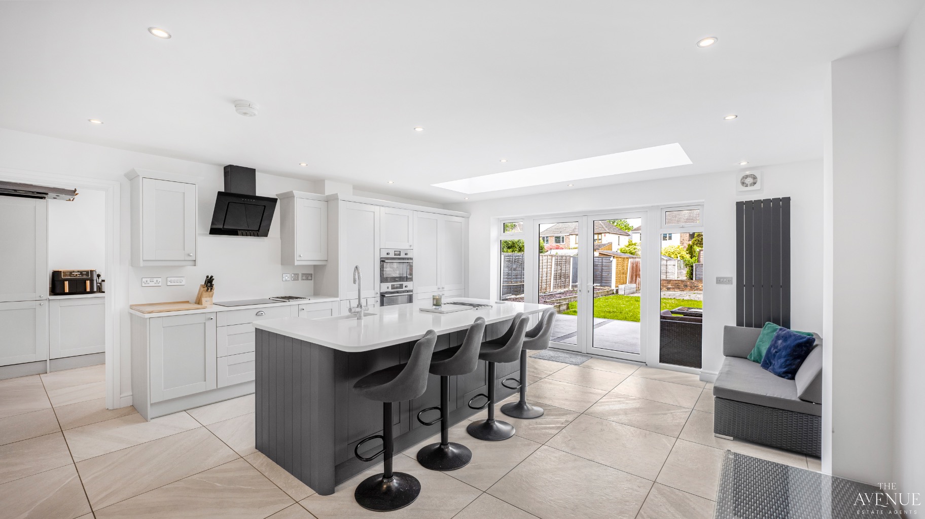 3 bed semi-detached house for sale in Walsall, West Midlands, WS3  - Property Image 3