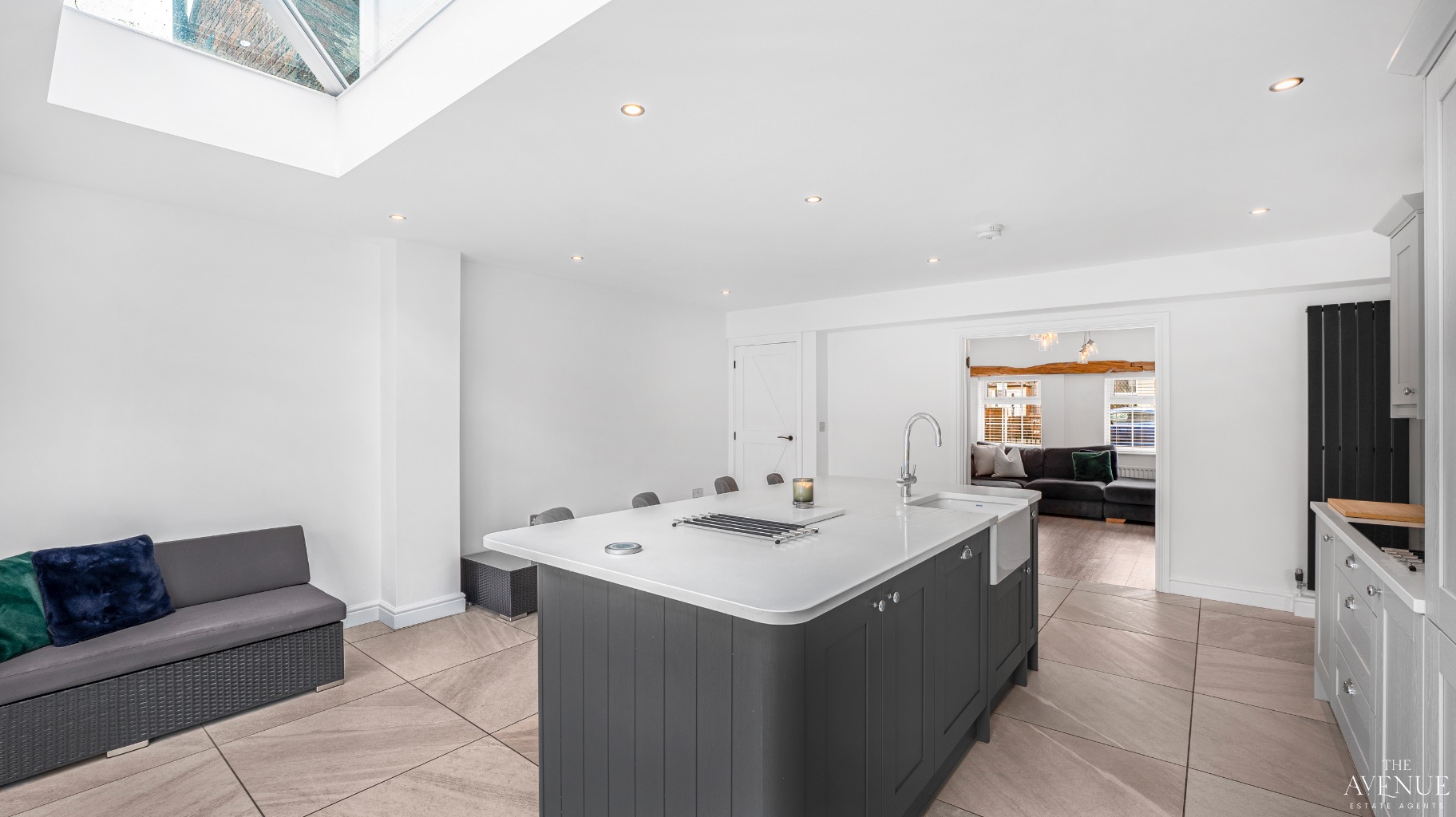 3 bed semi-detached house for sale in Walsall, West Midlands, WS3  - Property Image 9