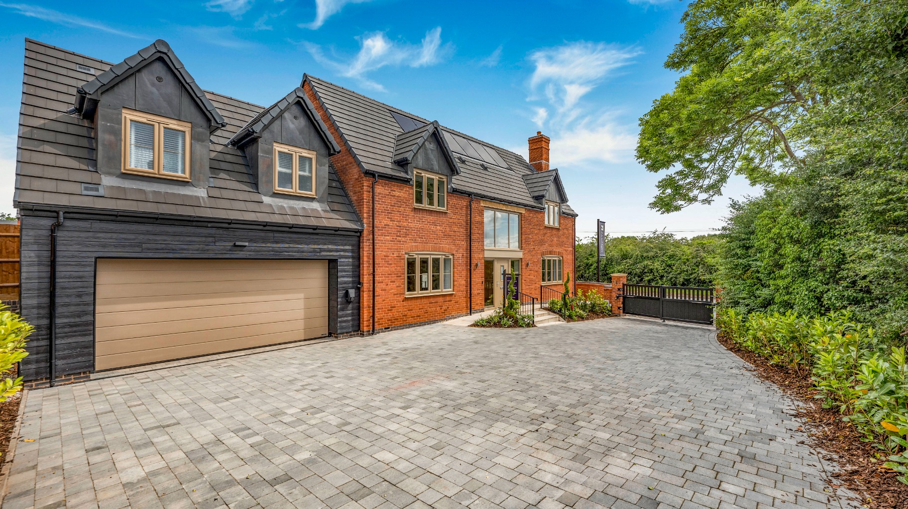 4 bed detached house for sale in Octara Court, Bond End, Yoxall, Staffordshire, DE13 8NL, DE13 11