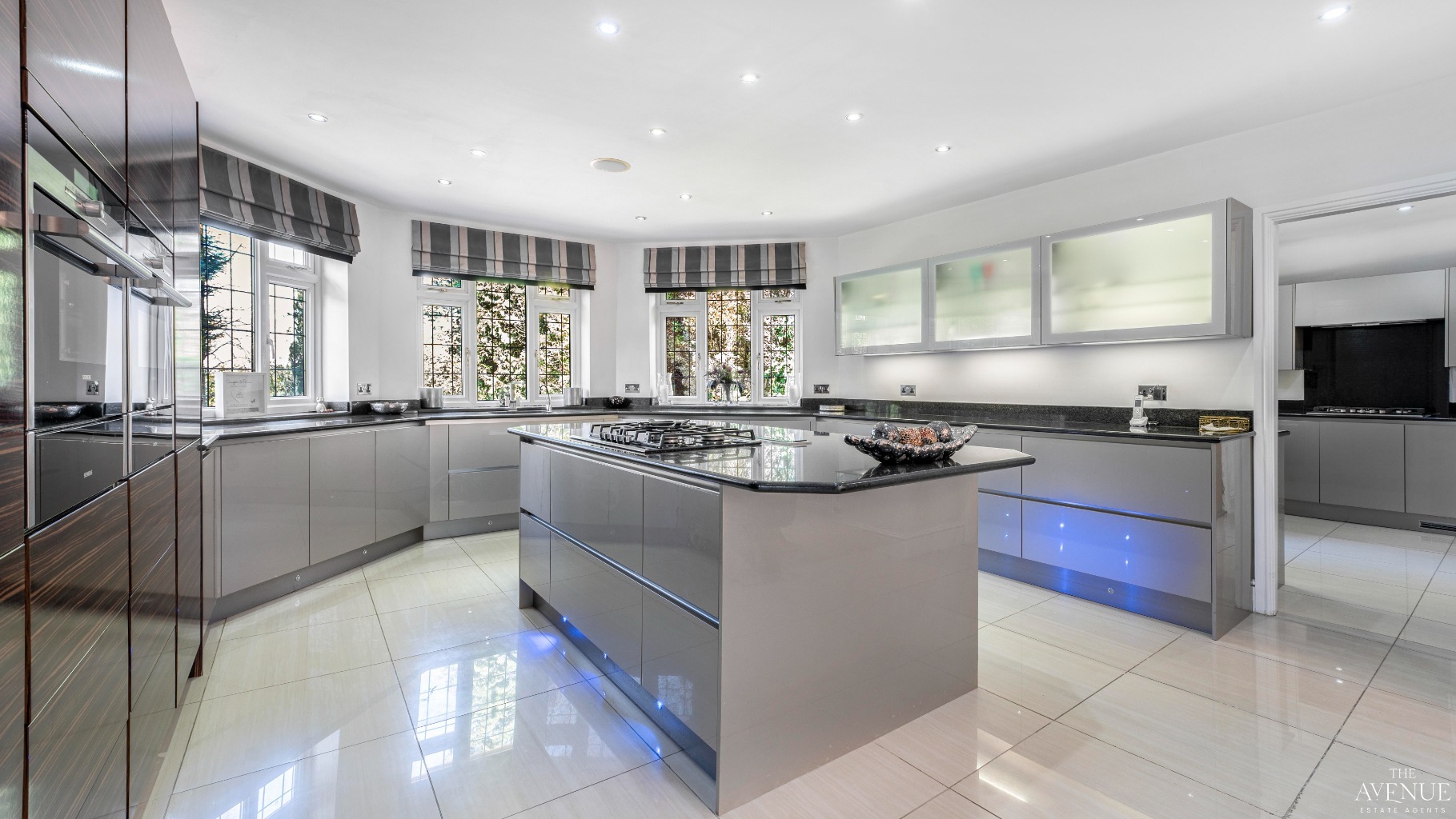 5 bed detached house to rent in Keepers Road, Sutton Coldfield, Staffordshire, B74 1