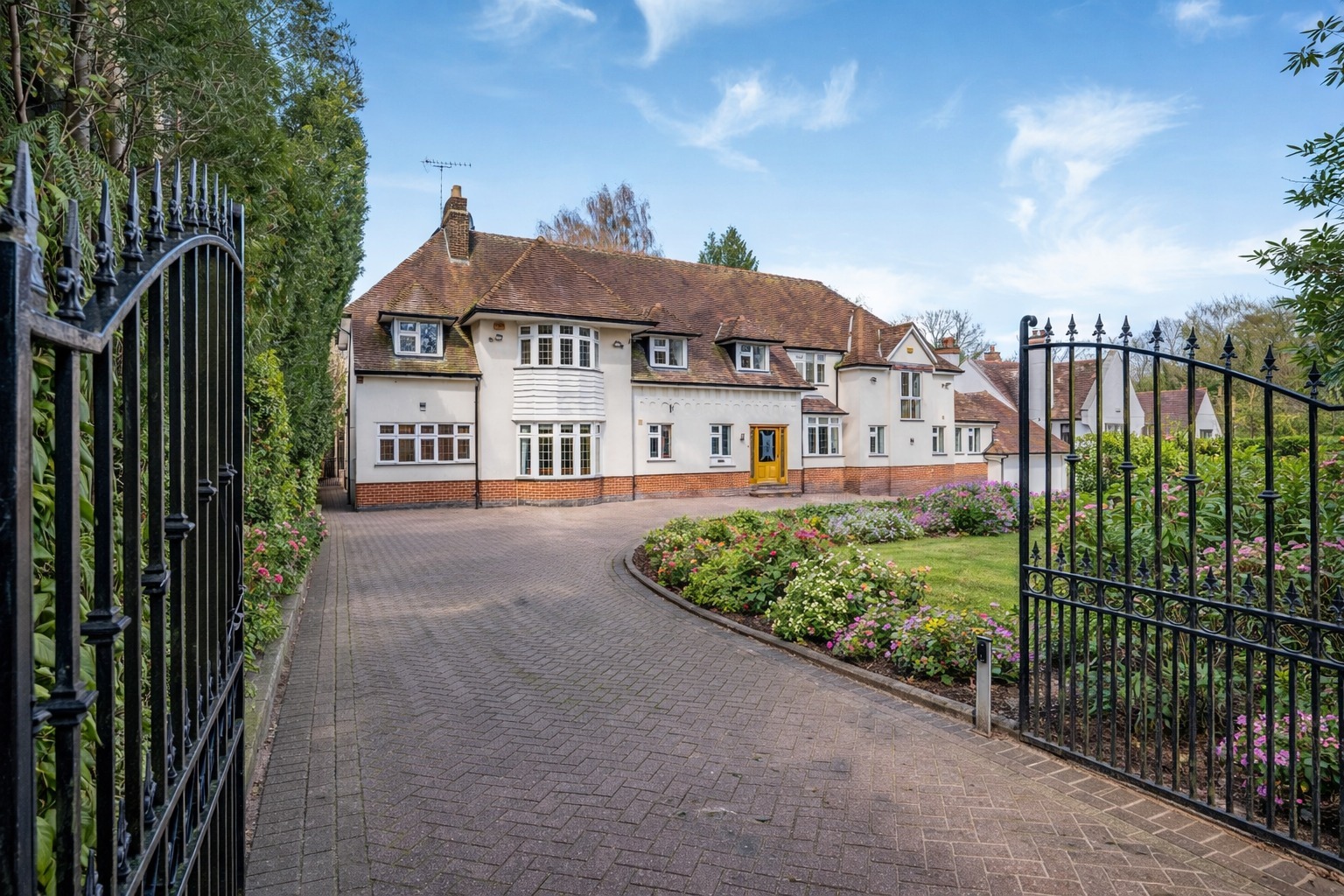 5 bed detached house to rent in Keepers Road, Sutton Coldfield, Staffordshire, B74 9