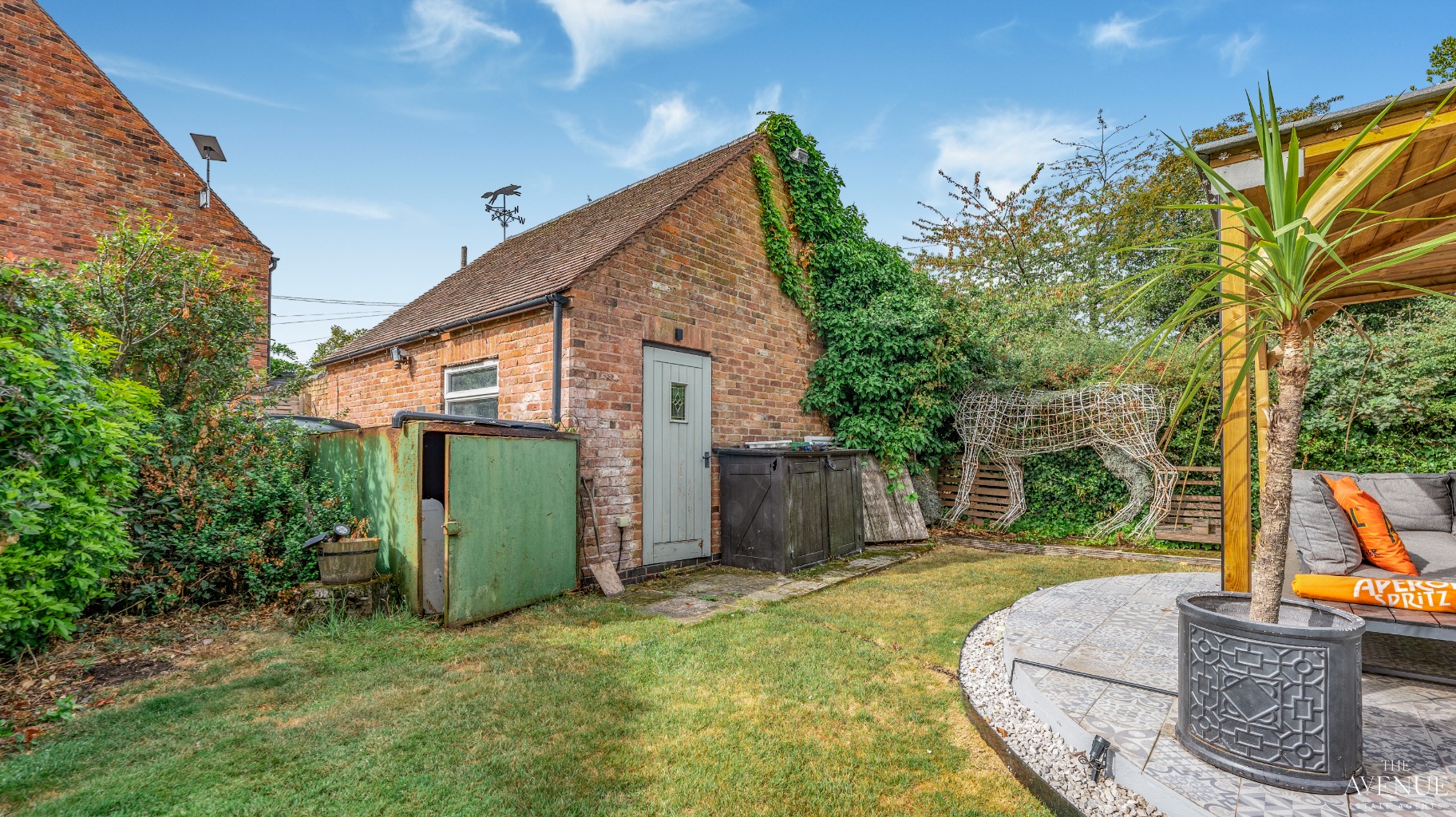 3 bed end of terrace house for sale in 4 Wiggins Hill Cottage, Sutton Coldfield, B76 39