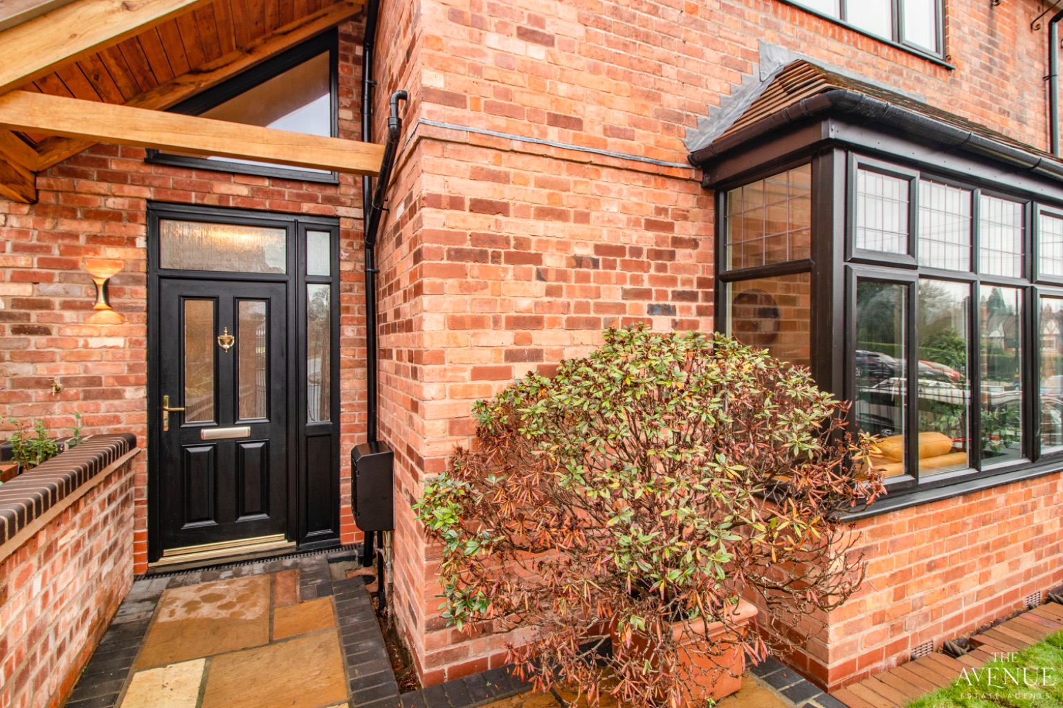5 bed end of terrace house for sale in Upper Holland Road, Sutton Coldfield, West Midlands, B72 1
