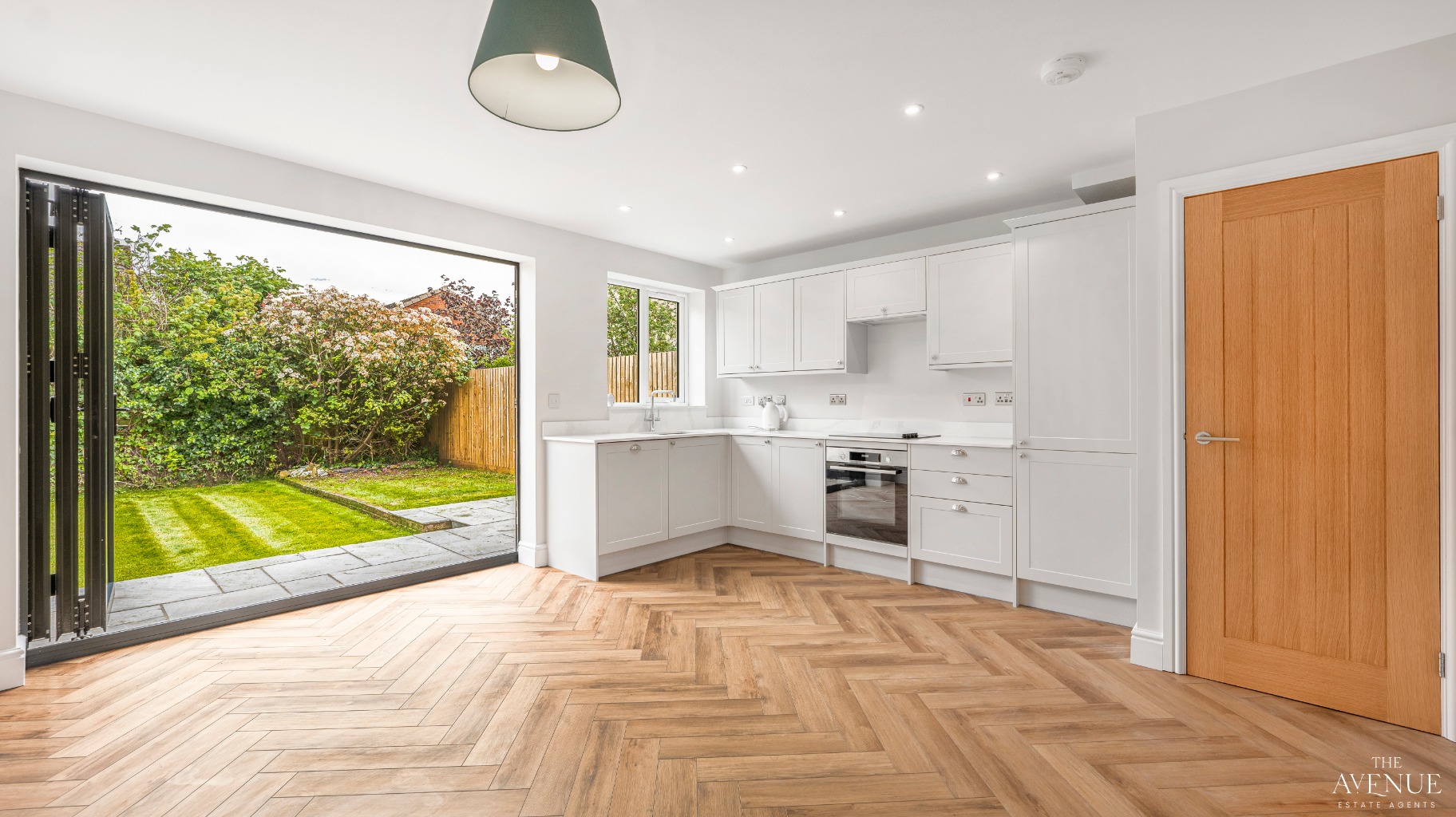 3 bed detached house for sale in Cutworth Close, Walmley, Sutton Coldfield, B76 2TA  - Property Image 8