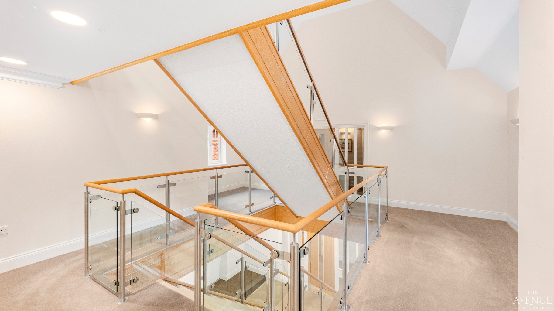 3 bed flat for sale in Sutton Coldfield, West Midlands, B74 21